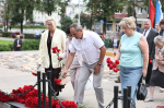 Михаил Ведерников возложил цветы в память об освободителях города Пскова