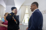 Губернатор вручил российский паспорт вернувшемуся из Латвии ветерану Великой Отечественной войны