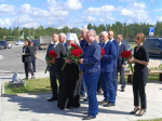 Памятник княгине Ольге открыли у псковского аэропорта