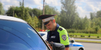 Почти 200 автомобилей проверили сотрудники ГАИ в рамках рейда в Пскове - Псковская правда