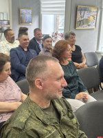 Александр Козловский: В Гдове с нетерпением ждут асфальтирования дороги до Самолвы