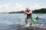 Соревнования по плаванию на открытой воде Swimcup состоялись в Пскове. ФОТО