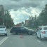 Автомобиль развернуло поперек дороги на улице Инженерной в Пскове в результате ДТП  - Pln-Pskov.Ru