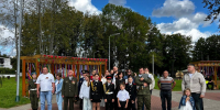 Творческие семьи великолучан высадили яблони в парке «Петровский» - Pln-Pskov.Ru