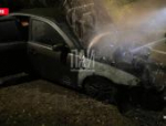 Автомобиль подожгли в Острове