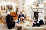 Патриарх Кирилл вручил псковскому губернатору орден князя Даниила Московского II степени