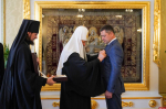 Патриарх Кирилл вручил псковскому губернатору орден князя Даниила Московского II степени