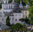 Фотофакт: Дорожку из цветов выложили в Псково-Печерском монастыре - Pln-Pskov.Ru