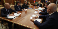 Сергей Кравцов на совещании с членами Правительства РФ доложил Владимиру Путину о готовности школ к началу учебного года                      - Министерство образования