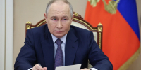 Владимир Путин поздравил школьников и педагогов с Днём знаний - Комсомольская правда