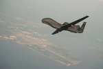 Американский разведывательный дрон R-4B заметили над Черным морем