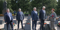 Соглашение о сотрудничестве подписали парламенты Псковской и Томской областей - Собрание депутатов