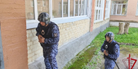 Росгвардия провела учения на избирательных участках Псковской области перед Единым днём голосования - Росгвардия