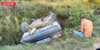 В Псковском районе водитель ВАЗ-2107 в пьяном виде съехал в кювет и опрокинулся - InformPskov.Ru