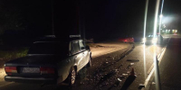 Водитель ВАЗ-21074 выехал на встречную полосу в Пскове и устроил лобовое столкновение. ФОТО - Pln-Pskov.Ru