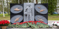 Памятник воинам-вертолетчикам открыт в Псковской области - Правительство Псковской области