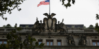 США пережили самый долгий шатдаун в 2019 году: кризис оставил без зарплат сотни тысяч госслужащих и затронул миллионы американцев - Комсомольская правда