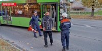 Автобус сбил пешехода в Пскове - InformPskov.Ru