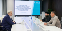 Губернатор обсудил возможности развития транспортной отрасли с руководством Государственной транспортной лизинговой компанией - Губернатор Псковской области