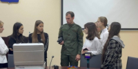 В честь празднования Дня образования криминалистической службы криминалисты регионального следственного управления рассказали школьникам о своей профессии - Следственный комитет