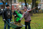 Псковское областное Собрание и Молодёжный парламент приняли участие в субботнике