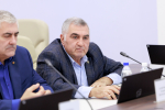 Новую госпрограмму для молодёжи и программу «Земский тренер» обсудили в Собрании