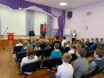 Эксперты-криминалисты провели урок для школьников в Псковском районе