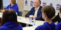 Александр Козловский рассказал молодежи о своих кумирах и жизненных принципах - Pln-Pskov.Ru