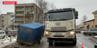 Самосвал и автомобиль с прицепом столкнулись в Великих Луках - InformPskov.Ru