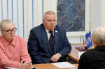 Поддержку маломобильных граждан обсудили на совместном приёме Вера Емельянова и Игорь Дитрих