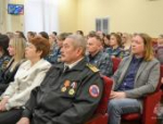 Игорь Дитрих вручил псковским добровольцам благодарности областного Собрания