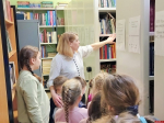 В гостях у книжек побывали студийцы из музея-заповедника «Михайловское»