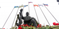 В Псковской области почтили память Героев Отечества - Собрание депутатов