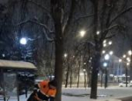Коммунальные службы в Пскове ликвидируют последствия снегопада