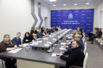 Губернатор накануне бюджетного послания провел серию традиционных встреч с фракциями областного Собрания