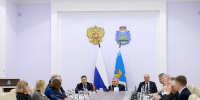 Об увеличении финансирования на поддержку ТОС, учителей и медиков договорились депутаты-единороссы на встрече с губернатором - Собрание депутатов