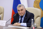 Об увеличении финансирования на поддержку ТОС, учителей и медиков договорились депутаты-единороссы на встрече с губернатором