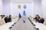 Губернатор провёл бюджетные консультации с парламентской оппозицией в областном Собрании