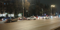 Движение на подъезде к площади Ленина в Пскове затруднено из‑за ДТП - Pln-Pskov.Ru