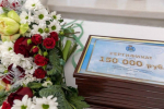 До 200 тысяч рублей увеличат размер сертификатов лучшим педагогам и медработникам в Псковской области