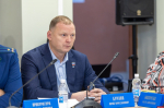 Юрий Бурлин рассказал о ремонте бассейна «Барс» и поддержке малоимущих