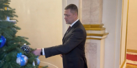 Михаил Ведерников исполнит новогодние желания детей из Псковской и Херсонской областей - ГТРК Псков