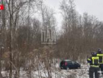 Автомобиль опрокинулся в кювет в Дедовичском районе