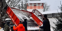 Вертеп из снега начали строить в Печорах - Комсомольская правда