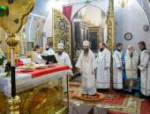 Митрополит Матфей совершил Божественную литургию в Троицком соборе