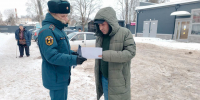 Жителям Черёхи напомнили о мерах пожарной безопасности в зимний период - МЧС Псковской области