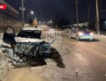 Двух человек госпитализировали в результате ДТП в Пскове на улице Индустриальной
