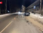 Двух человек госпитализировали в результате ДТП в Пскове на улице Индустриальной