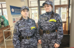 Псковские росгвардейцы вручили памятные ленты посетителям охраняемых объектов