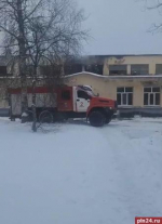 Появилось видео с места пожара в корпусе Псковского агротехнического колледжа